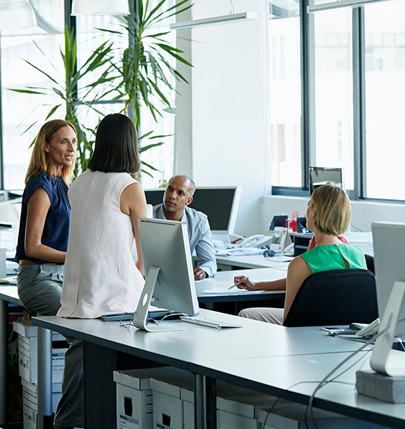 Impromptu conference in workplace